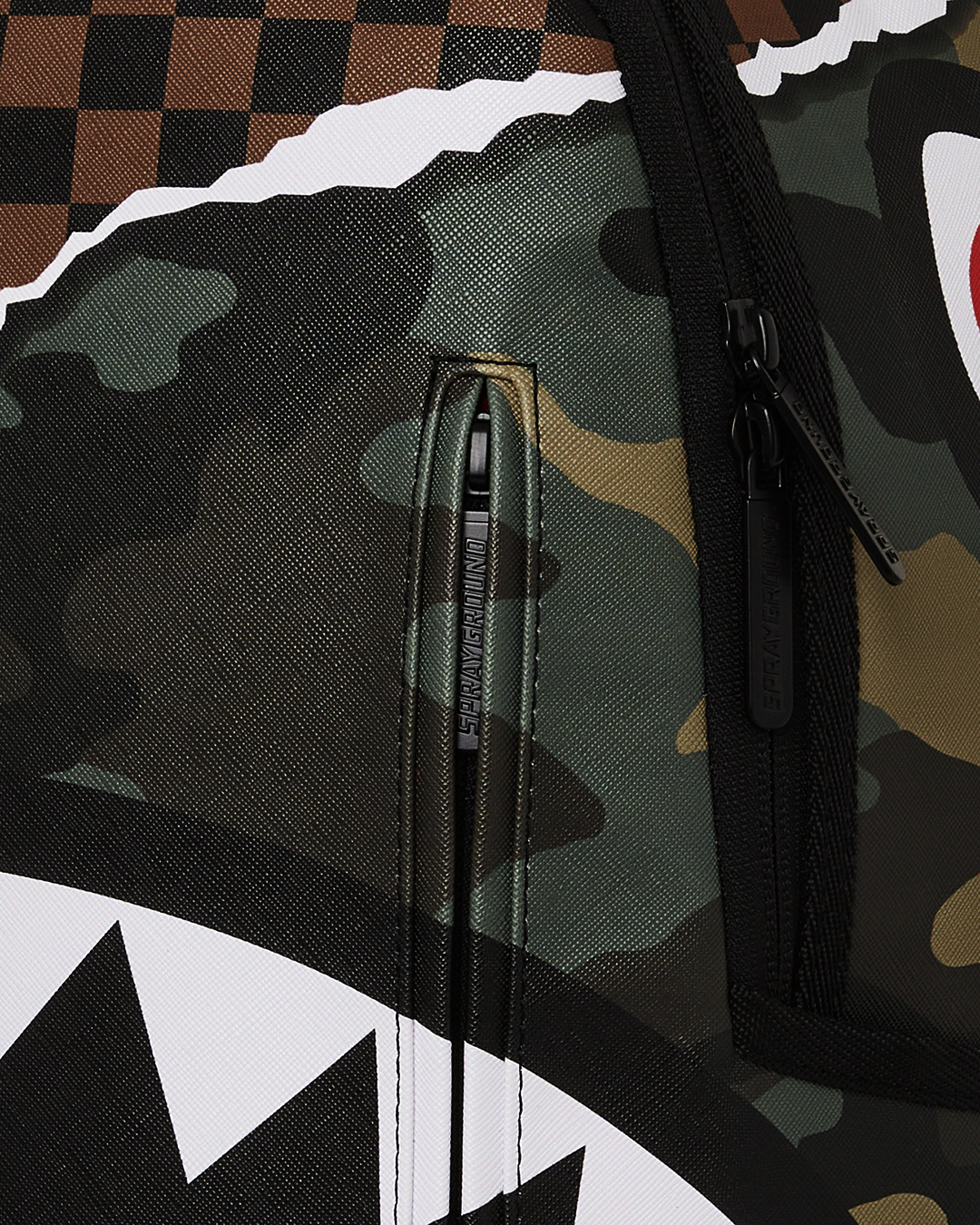 MOCHILA UP CAMO