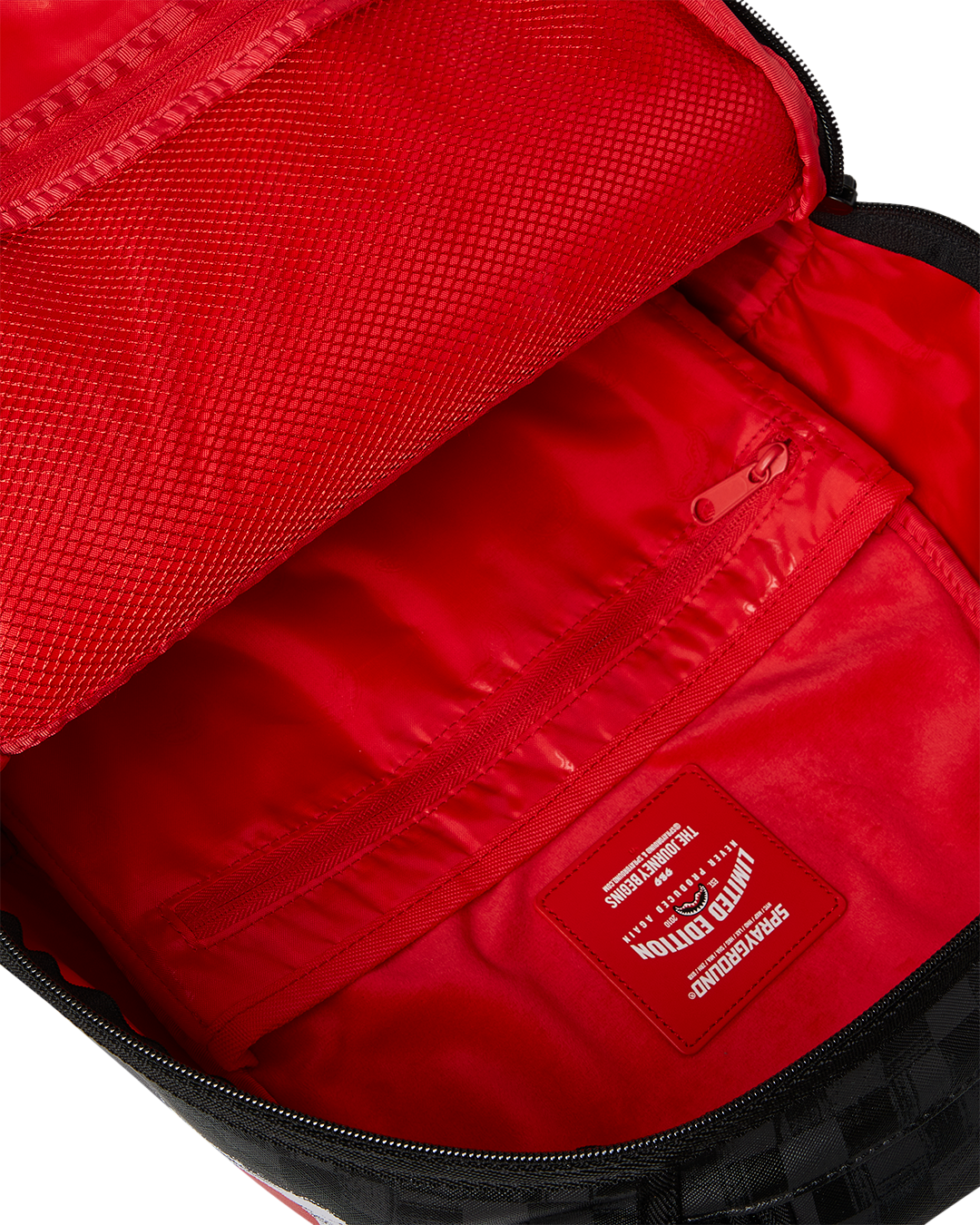 MOCHILA SCRIBBLE SHARK